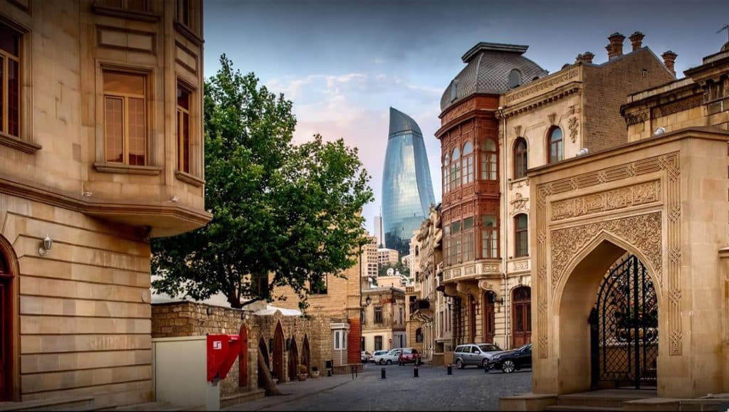 baku-de-gezilecek-yerler